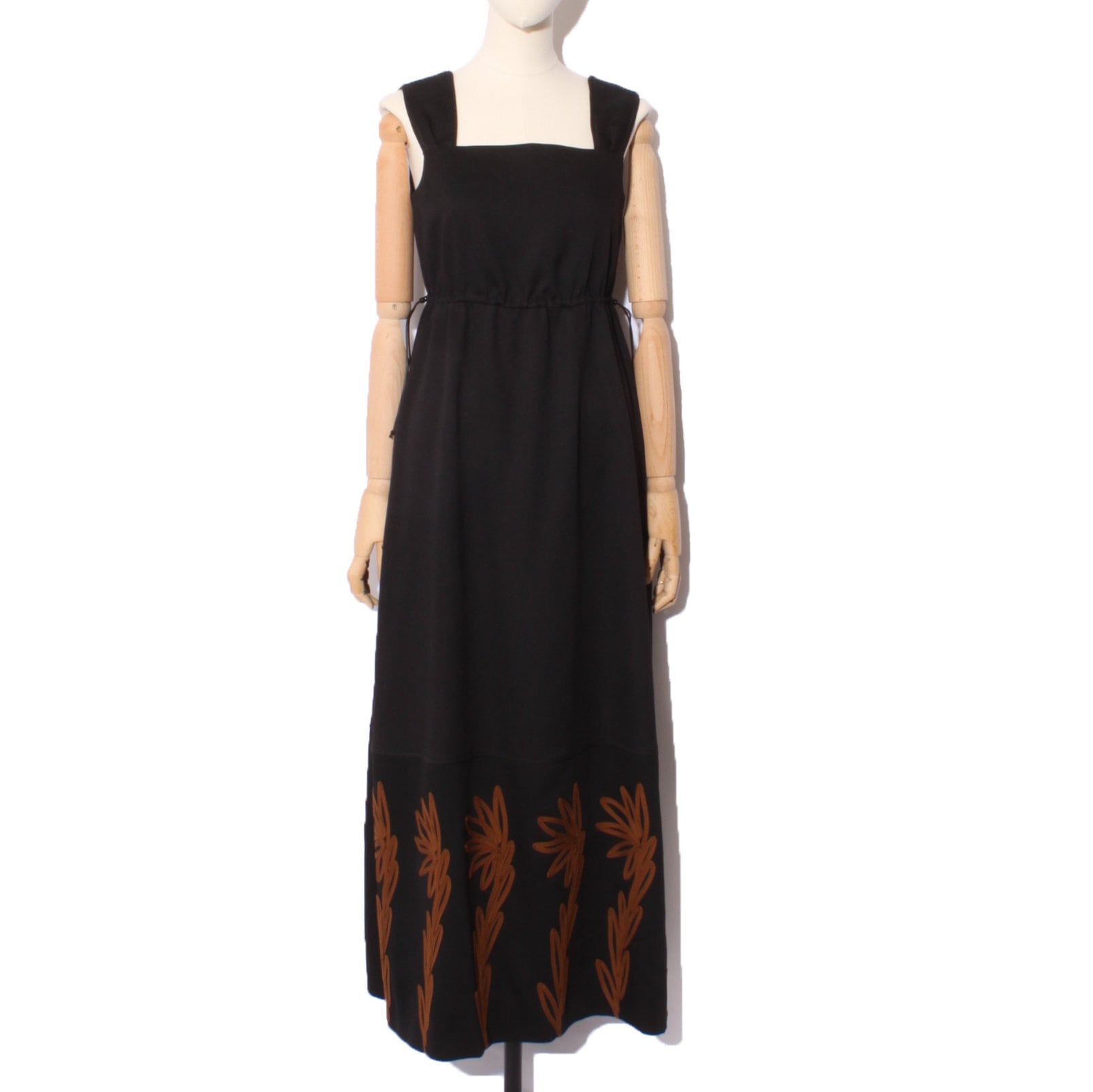 LOKITHO／CORD EMBROIDRED KNIT DRESS