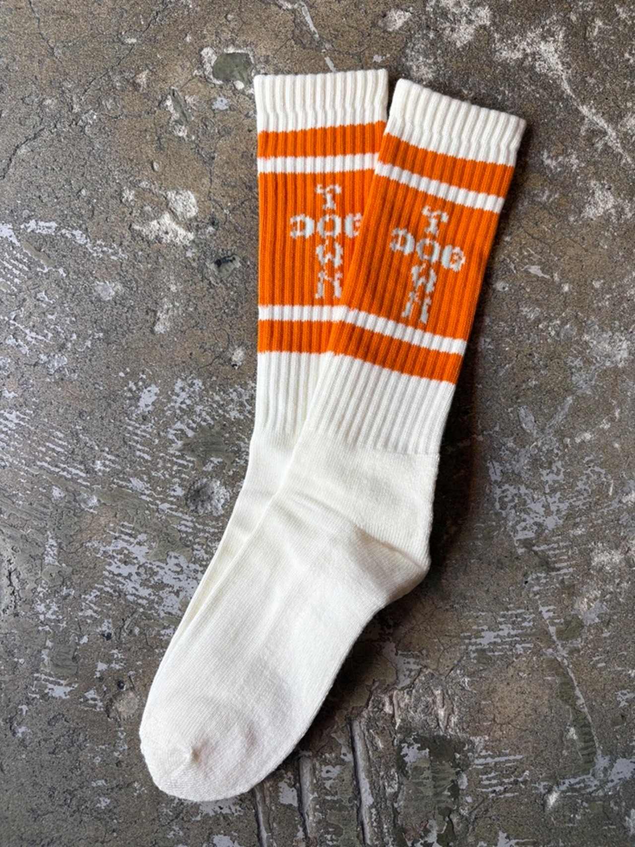 DOG TOWN / CROSS LETTER line high socks / ORANGE×WHITE / DTS-010 - 2