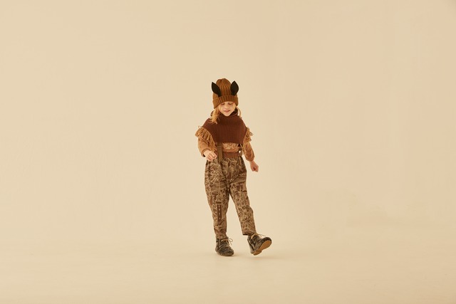 【22AW】eLfinFolk(エルフィンフォルク)Castle town print suspenders pants brown（90/100/110/120/130)　サスペンダー　パンツ