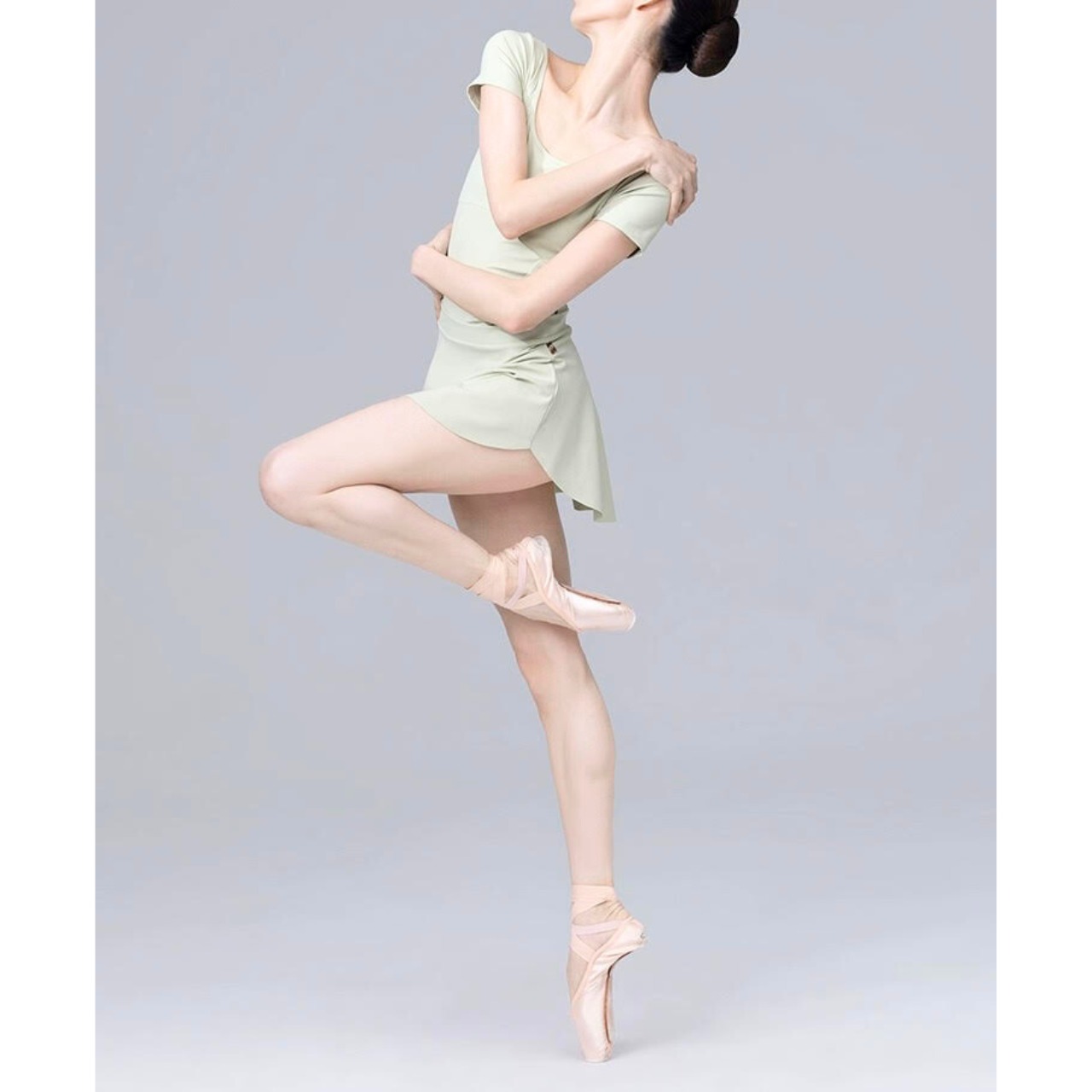 ショートスリーブ ラウンドネックレオタード 13色展開 L1139