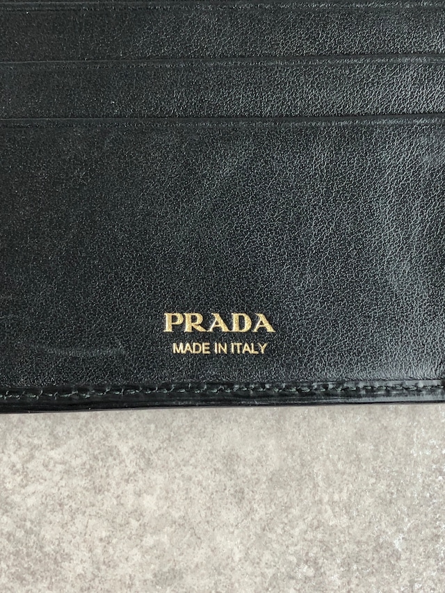 PRADA プラダ 財布 ブラック ロゴ レザー 2つ折り 長財布 vintage ヴィンテージ オールド yvkvsz