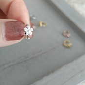 Flower hoop Pierce