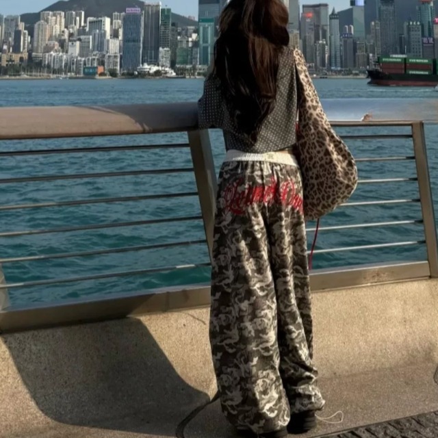 back logo camouflage pants　バックロゴ迷彩パンツ　J2074