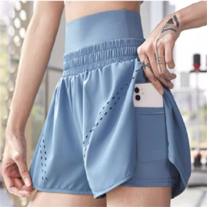 【送料無料】 ショートパンツ ヨガウェア スポーツウェア 2色 パンツ ボトムス ミニ ポケット ハイウエスト 薄手生地 かわいい 大人可愛い 大人女子 綺麗 シンプル カジュアル おしゃれ こなれ感 ラフ 着痩せ 無地 夏 20代 30代 40代 レディース 女性用 アウトドア ジム トレーニング フィットネス 運動 ランニング ジョギング ウォーキング 部活 スポーツ 着回し ファッション 定番 デイリーユース 黒 青 ブラック ブルー