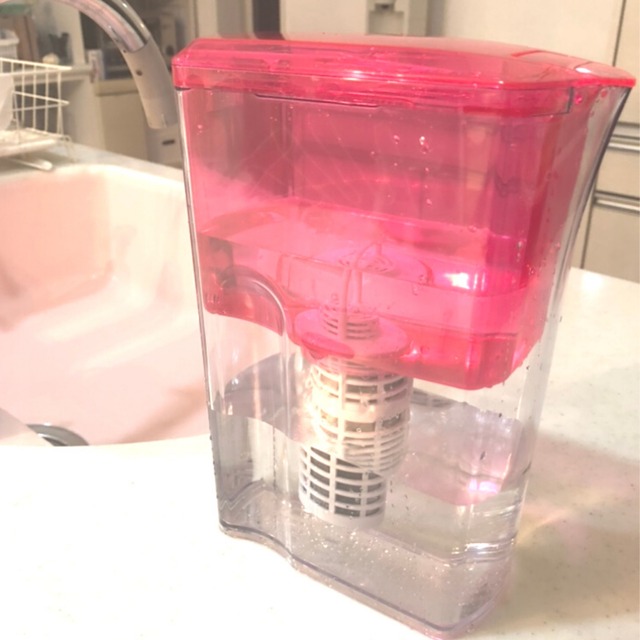 【ピンク】ガイアの水135 ポット型浄水器（送料込）