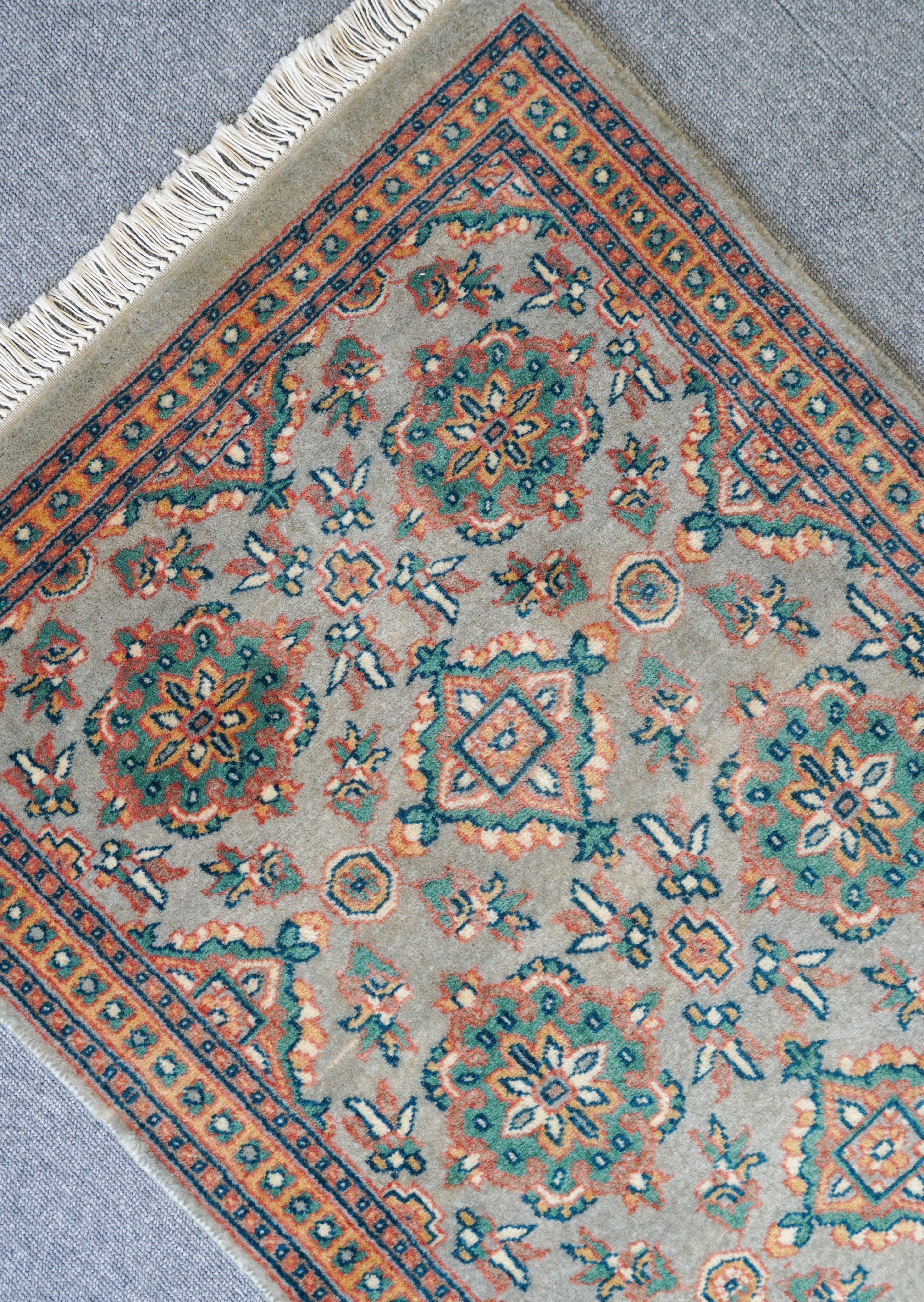 94×58cm【パキスタン手織り絨毯】 | Decorworks