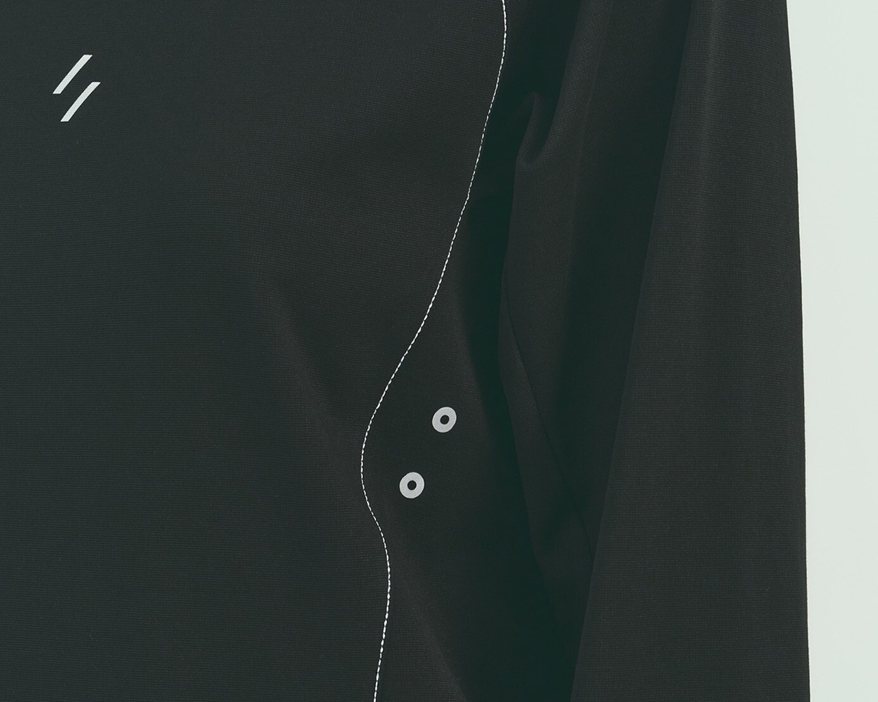 FLEXICH LONG SLEEVES T-SHIRT_BLACK