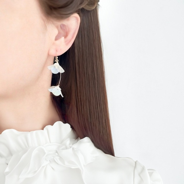 揺れるスパンフラワー♡ピアス・イヤリング　レース編み