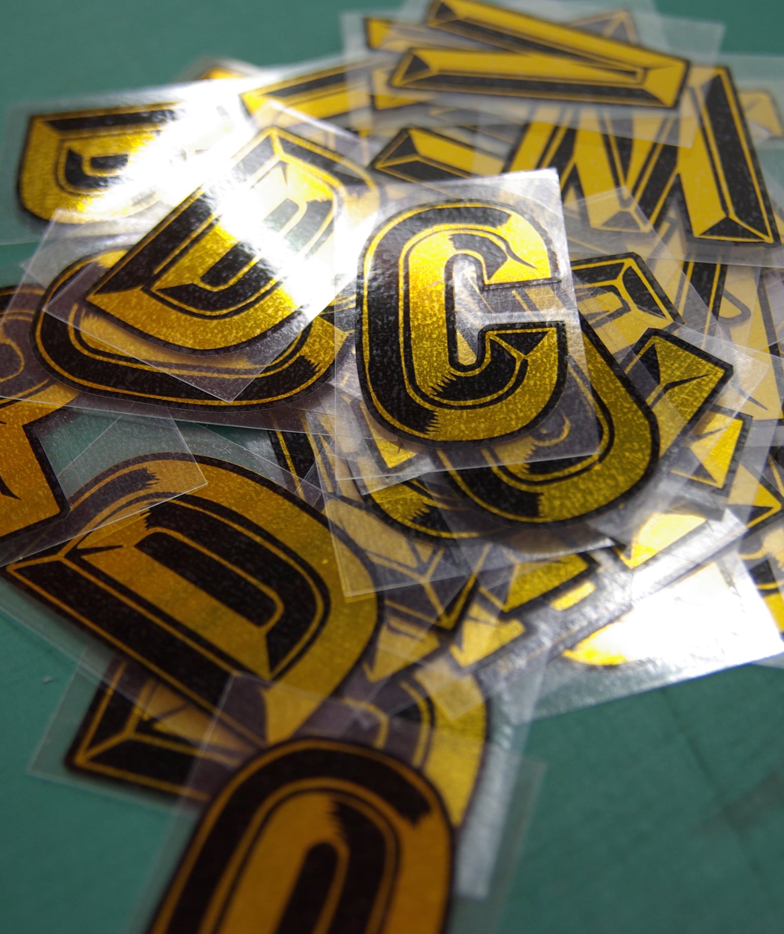 ゴールドリーフ調レタリングステッカー No.450 | Propelua Inc