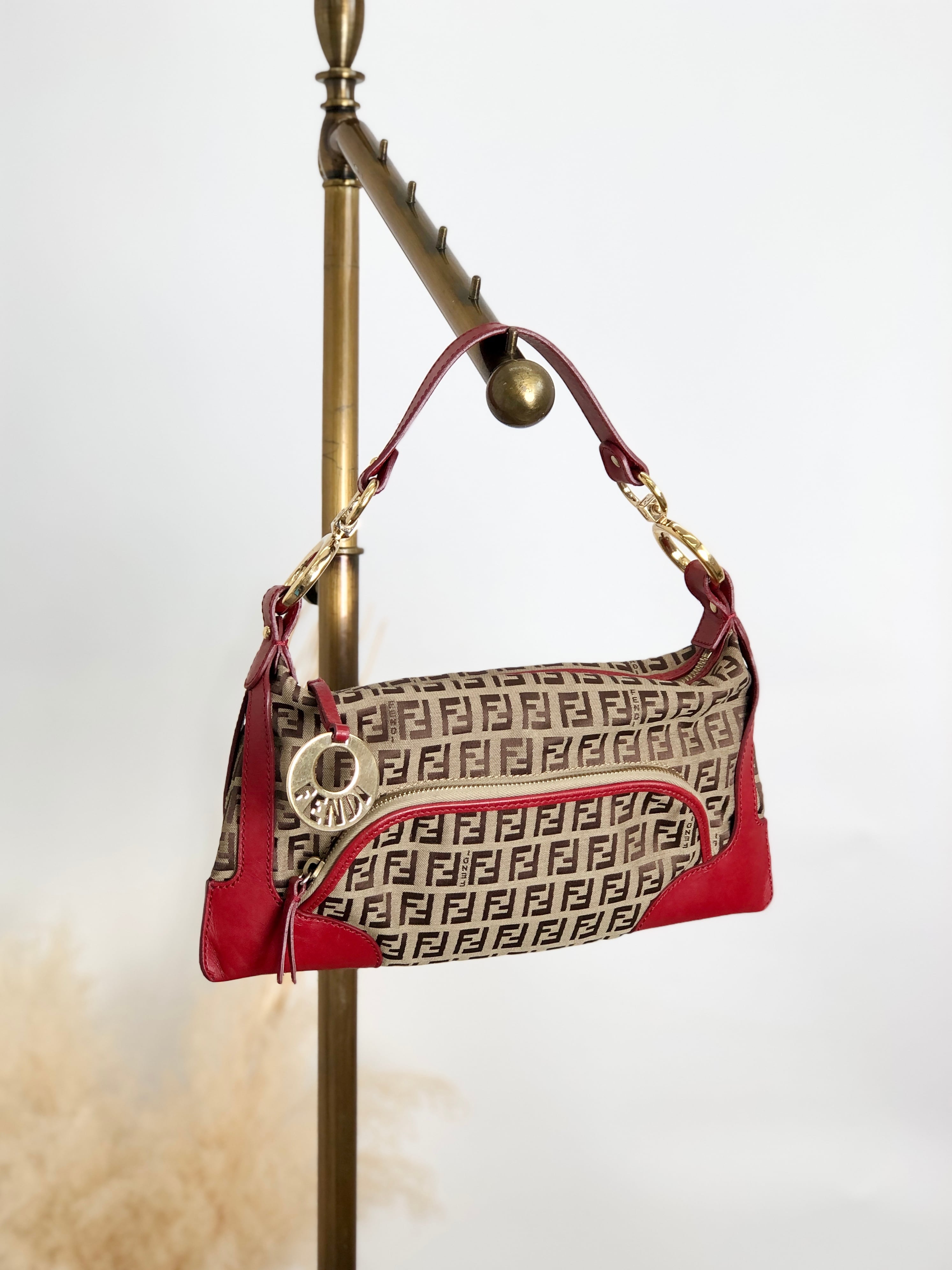 FENDI | VintageShop solo FENDI | VintageShop solo