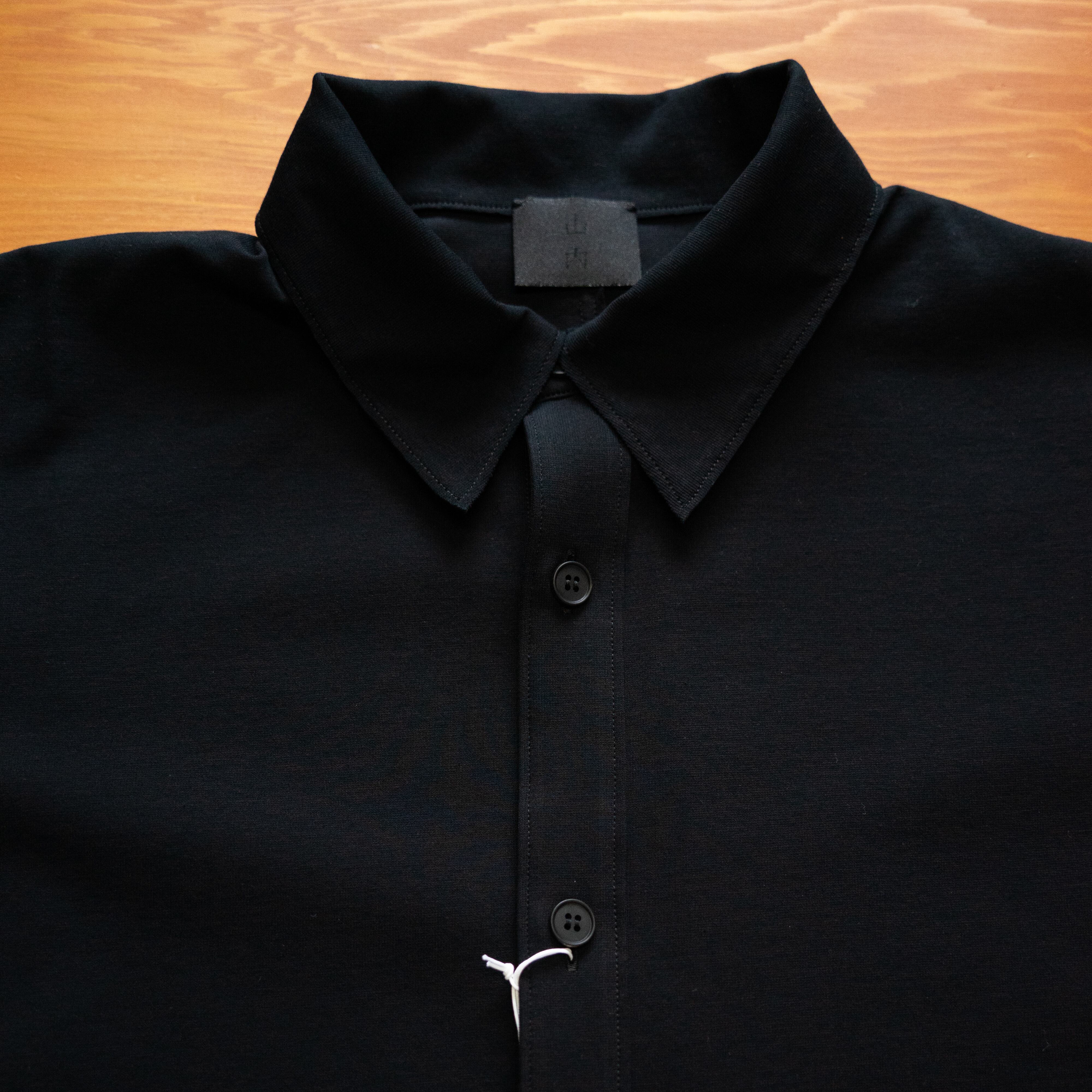 山内 フリーカット強撚ポンチ半袖シャツ(21154) black | 谷家屋 