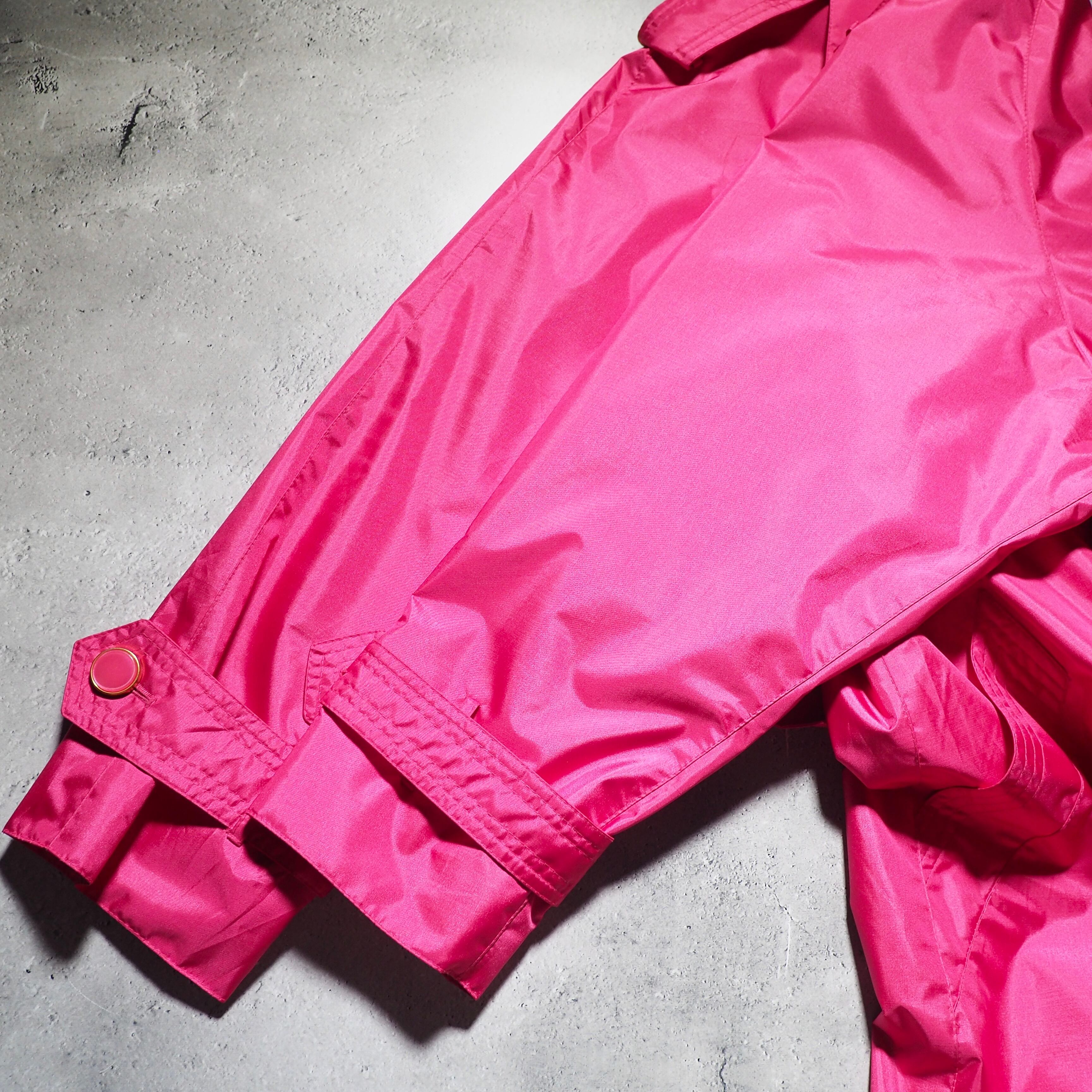 1990s Beautiful Vivid shocking pink color vintage loose long trench coat