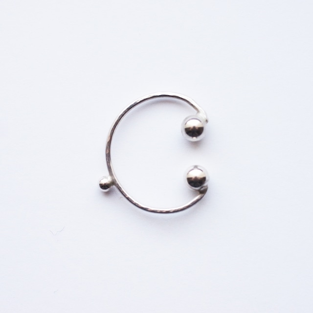 SUKIKOMI JEWELRY - EAR CUFF: silver L