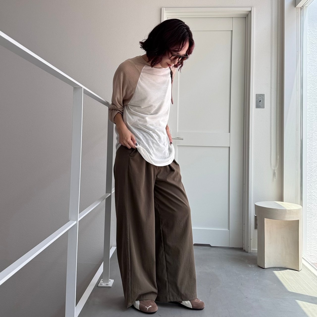 シアーラグランルーズロンTee/ベージュ×ホワイト