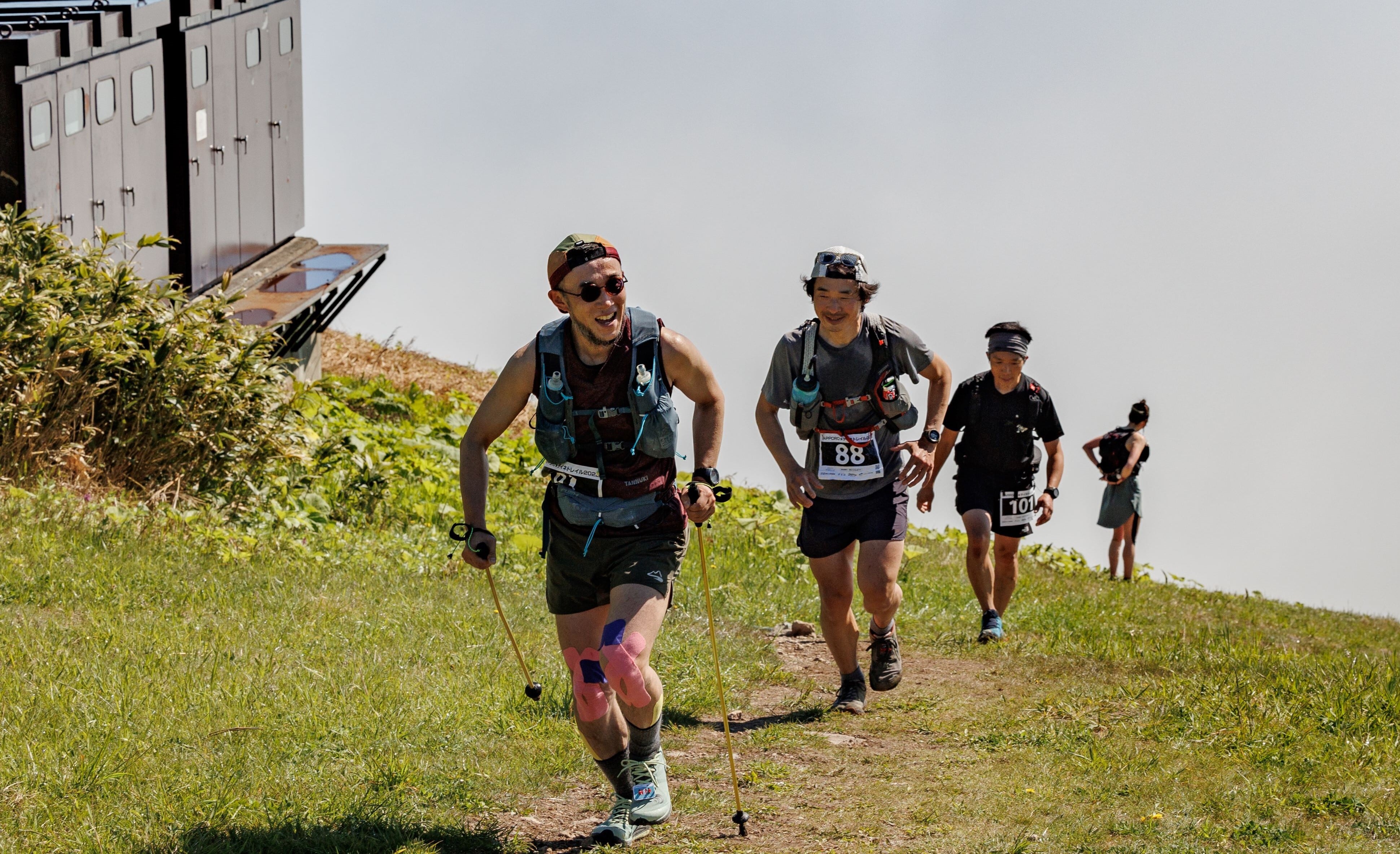 TANNUKI Running（タヌキランニング） Arrow NS Henry2 バーガンディ