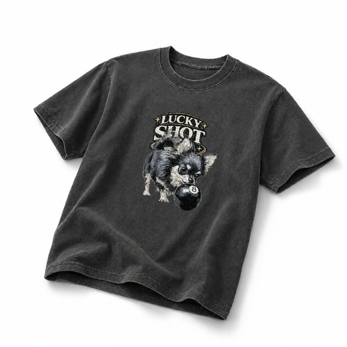 chihuahua 8ball vintageTシャツ
