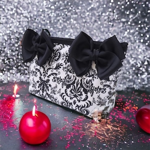 CLOSE SALE★ダマスク柄ポーチ☆《バイカラーリボン》 pc0001 ¥2.860