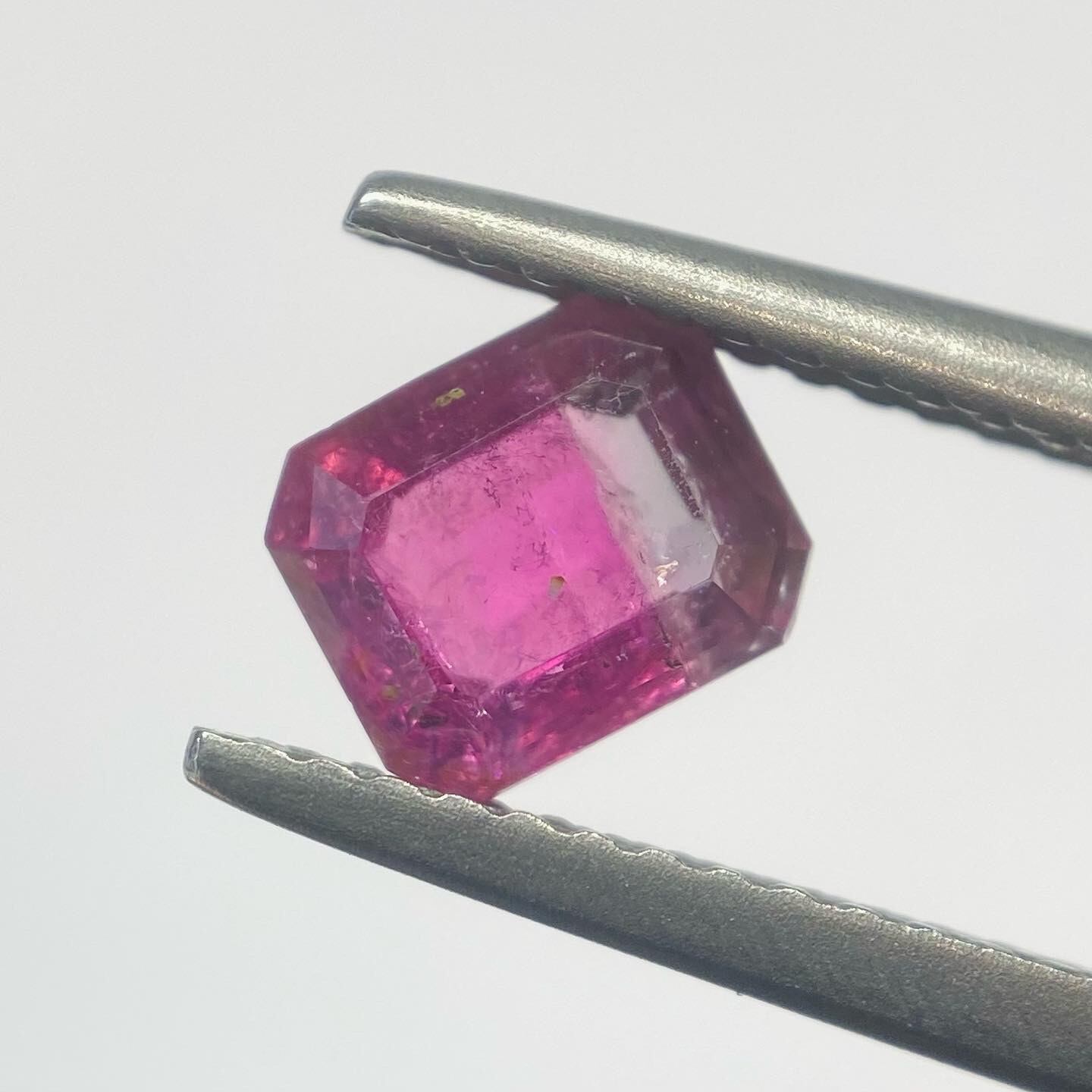 キャンディポップなキラキラトルマリン