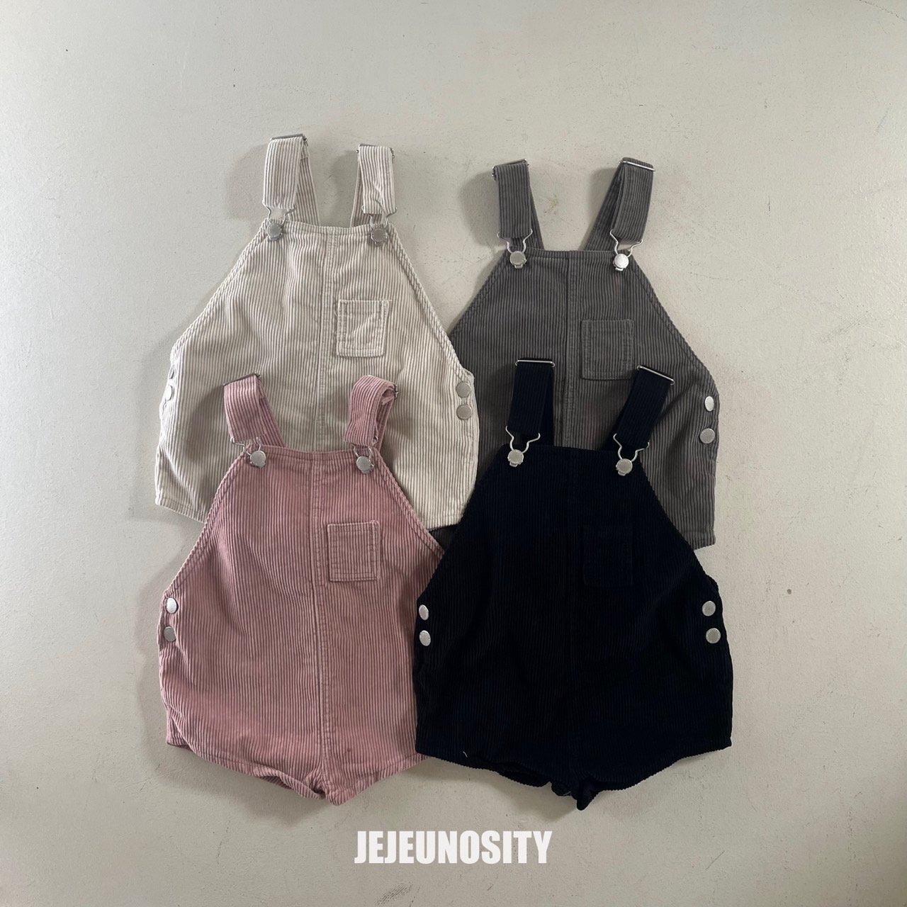 【jejeunosity】コーデュロイベリーショートオーバーオール24F サロペット ブラック 80〜110cm 240901 - 5