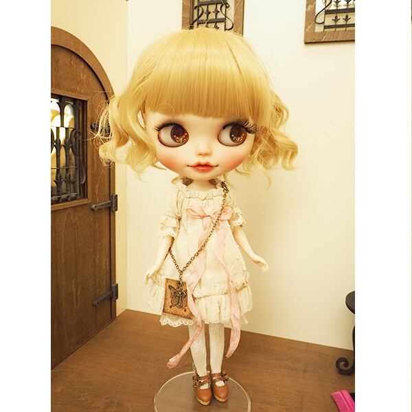 ネオブライス ウィッグ スパイラルボブ OA 10インチ Blythe ドールウィッグ スパイラルボブ ミルクティ ネオブライス 10インチ⁄ドール | Bonbon rouge Doll wig shop powered  by BASE