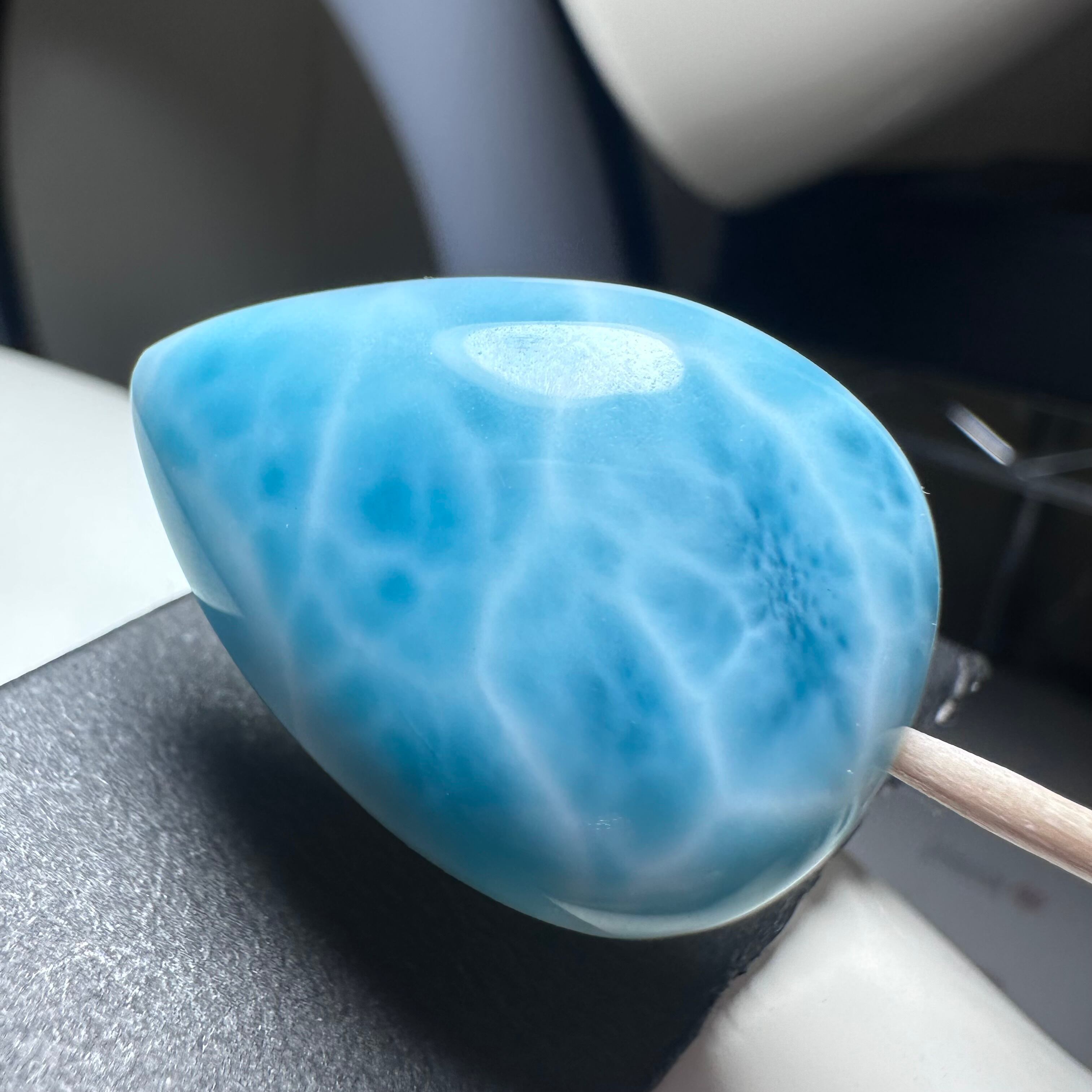 no.A20 ラリマー 貫通穴