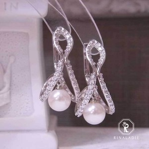 大特価K18WGあこや6mm華やか清楚な高級感漂うピアス