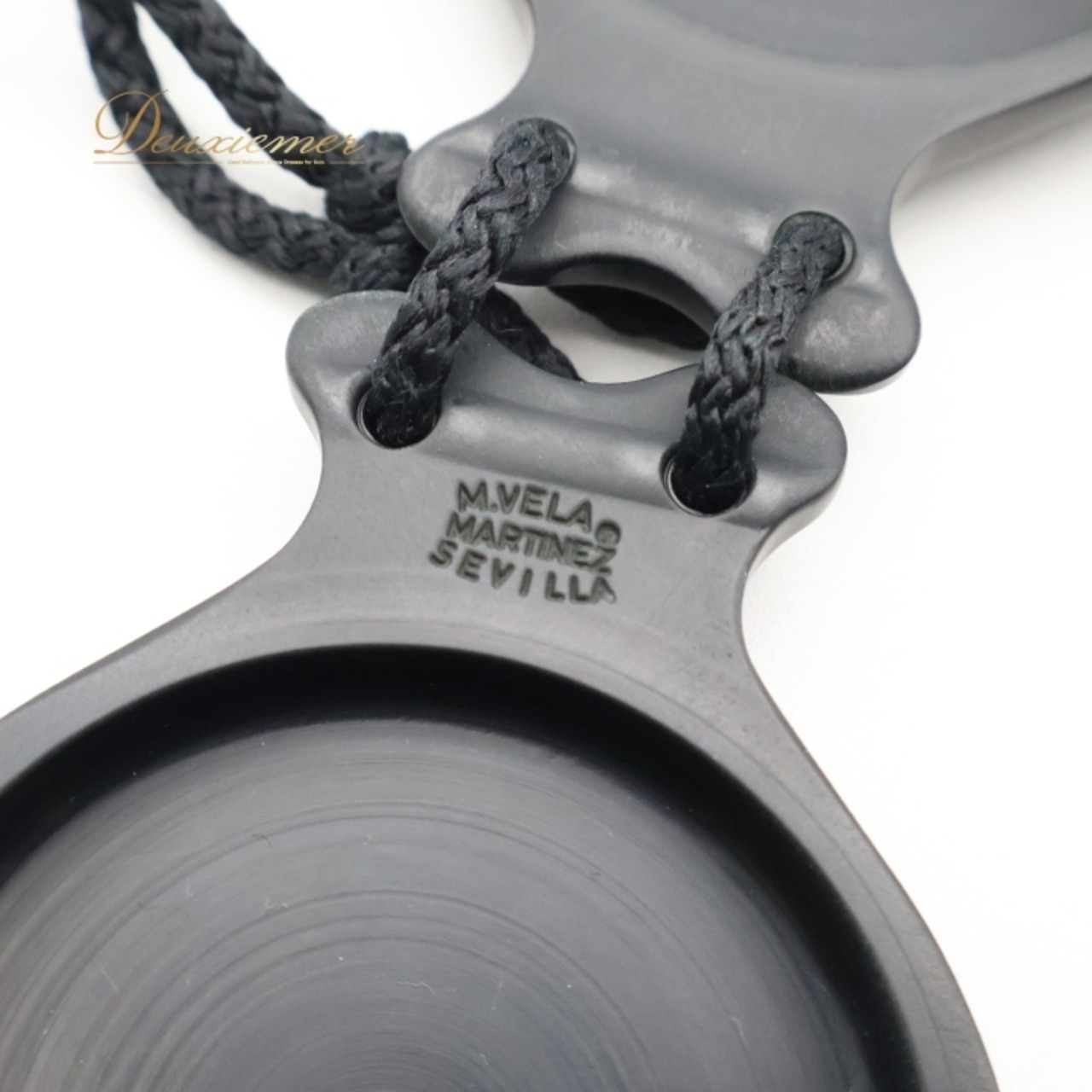 フラメンコ パリージョ カスタネット M.VELA MARTINEZ SEVILLA ブラック系 黒 真っ黒 小物 小道具 ペア 両手 無地 シンプル ダンス ケース付き 舞台 練習 フラメンコダンス イベント用 発表会 練習用 シンプルデザイン ダンス用品