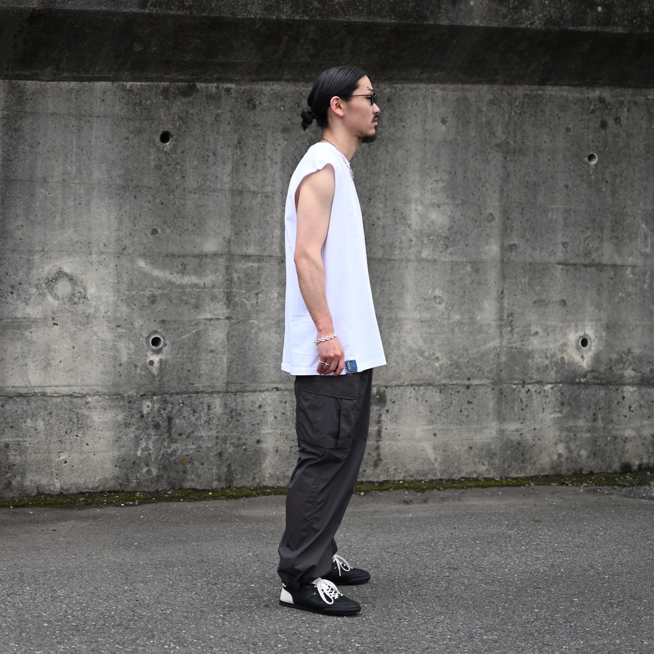 THE DAY QUICK DRY STRETCH T-SHIRT、product twelve、Utility Pantsコーディネート