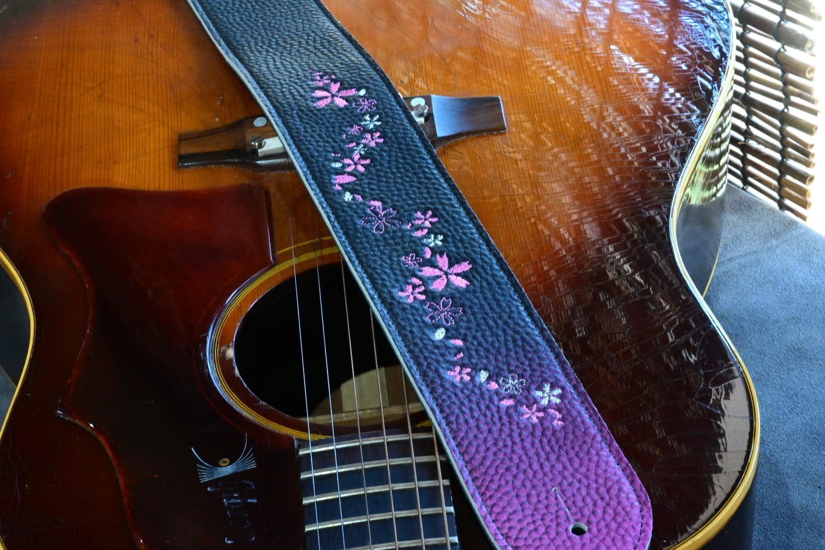 Special Edition】夜桜刺繍ストラップ | ギターストラップ専門店