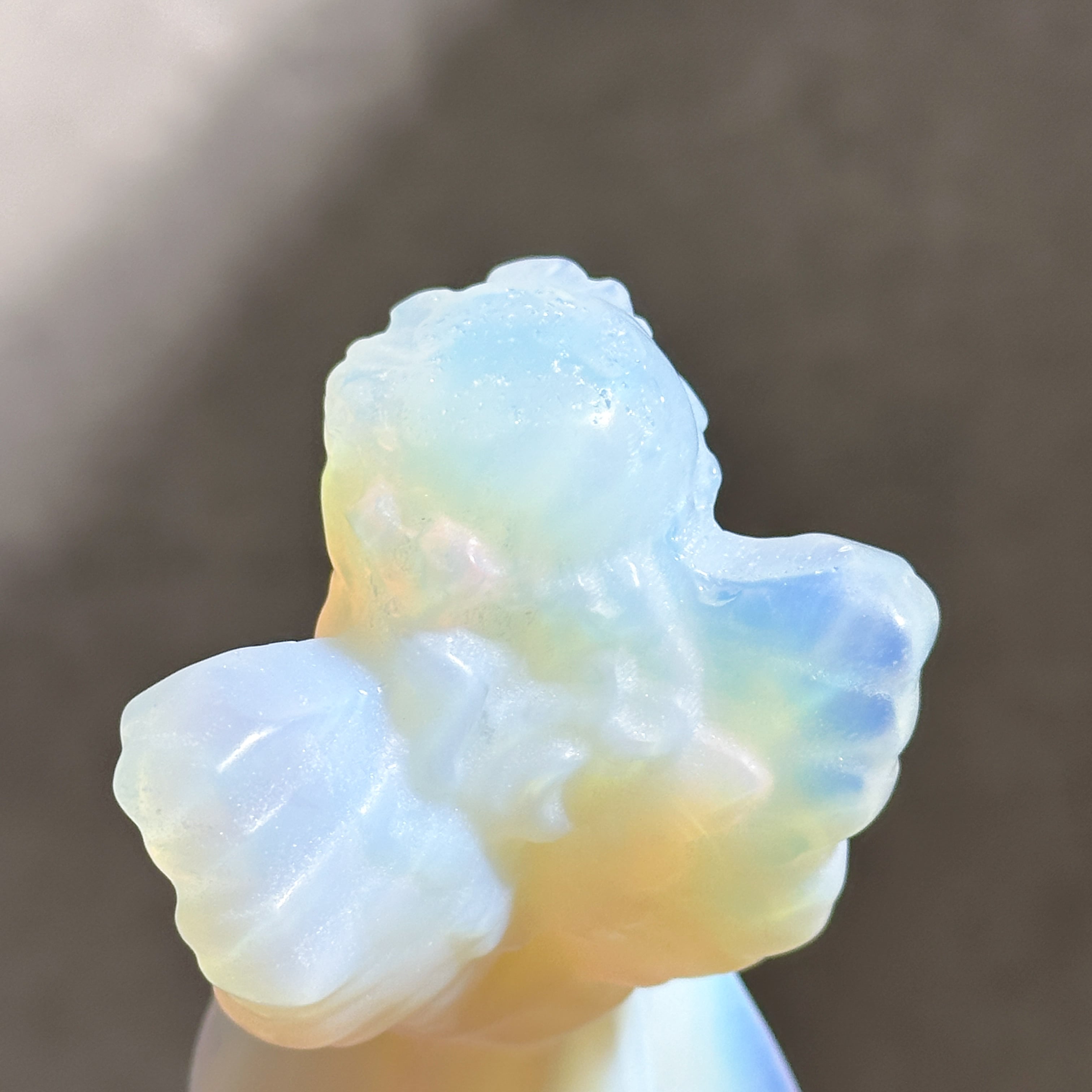 オパライト 小さなスイートエンジェル42◇ Opalite Angel ◇天然石