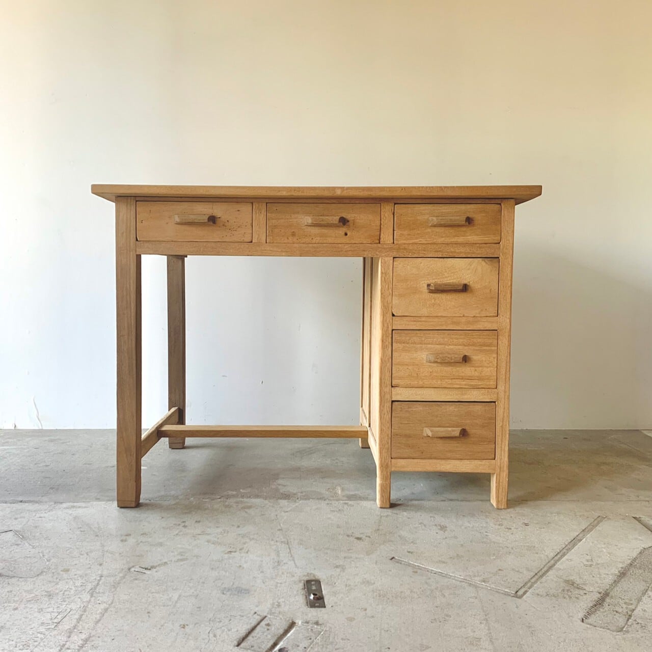 木製デスク　テーブル　袖机　古家具　0704