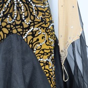 社交ダンス 衣装 スタンダード ドレス ワンピース スタンダードドレス フロート フリル レース ベロア 高級感 上品 ダンス パーティ 発表会 ブラック系 ベージュ系 フォーマル ドレスアップ おしゃれ モダン スタイリッシュ エレガント シンプル 競技会 ステージ 趣味