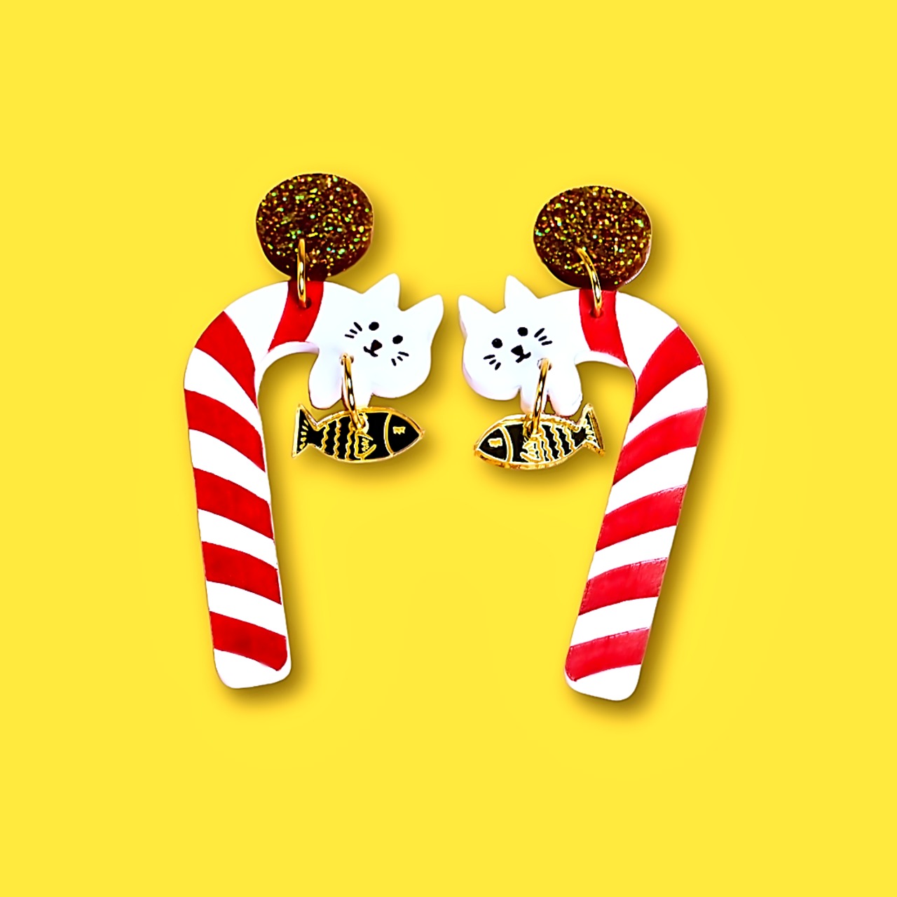 クリスマスキャットキャンディーケーンピアス | KUPPI&BEAR