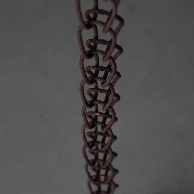 Chain rain gutter