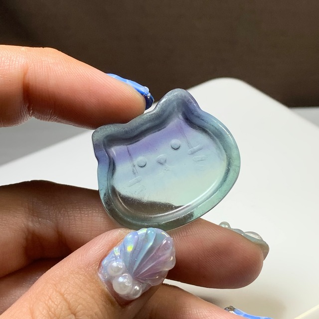 35.(訳)可愛い猫顔☆フローライト猫皿