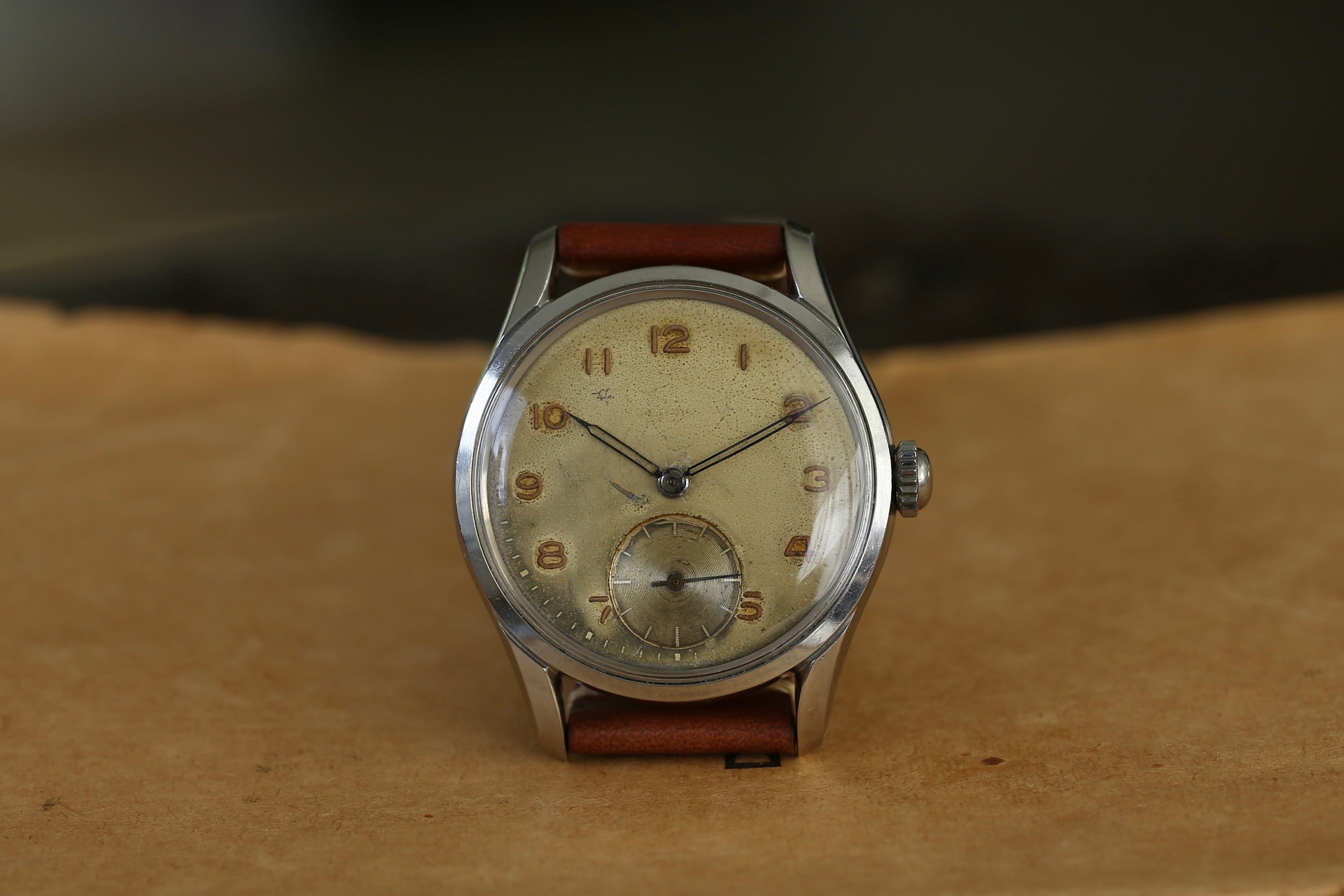 OMEGA】 1950年製 オメガ 30mmキャリバー スモールセコンド