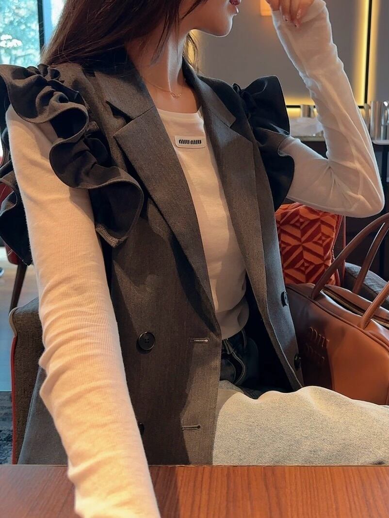 Frill tailored vest / gray（即納商品） | moripon