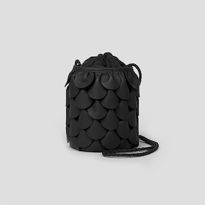 PINECONE BLACK