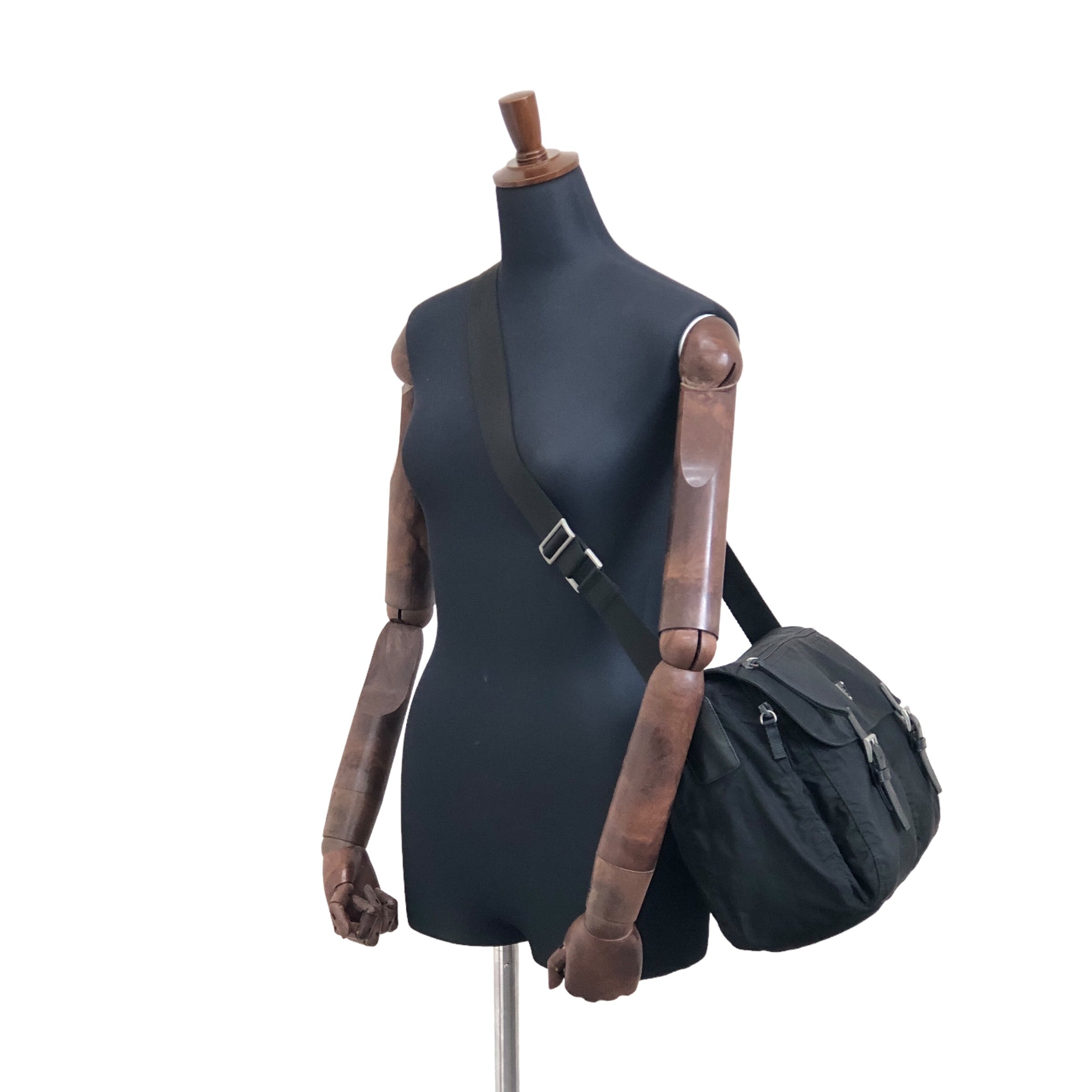 PRADA プラダ ショルダーバッグ ブラック トライアングルロゴ ナイロン