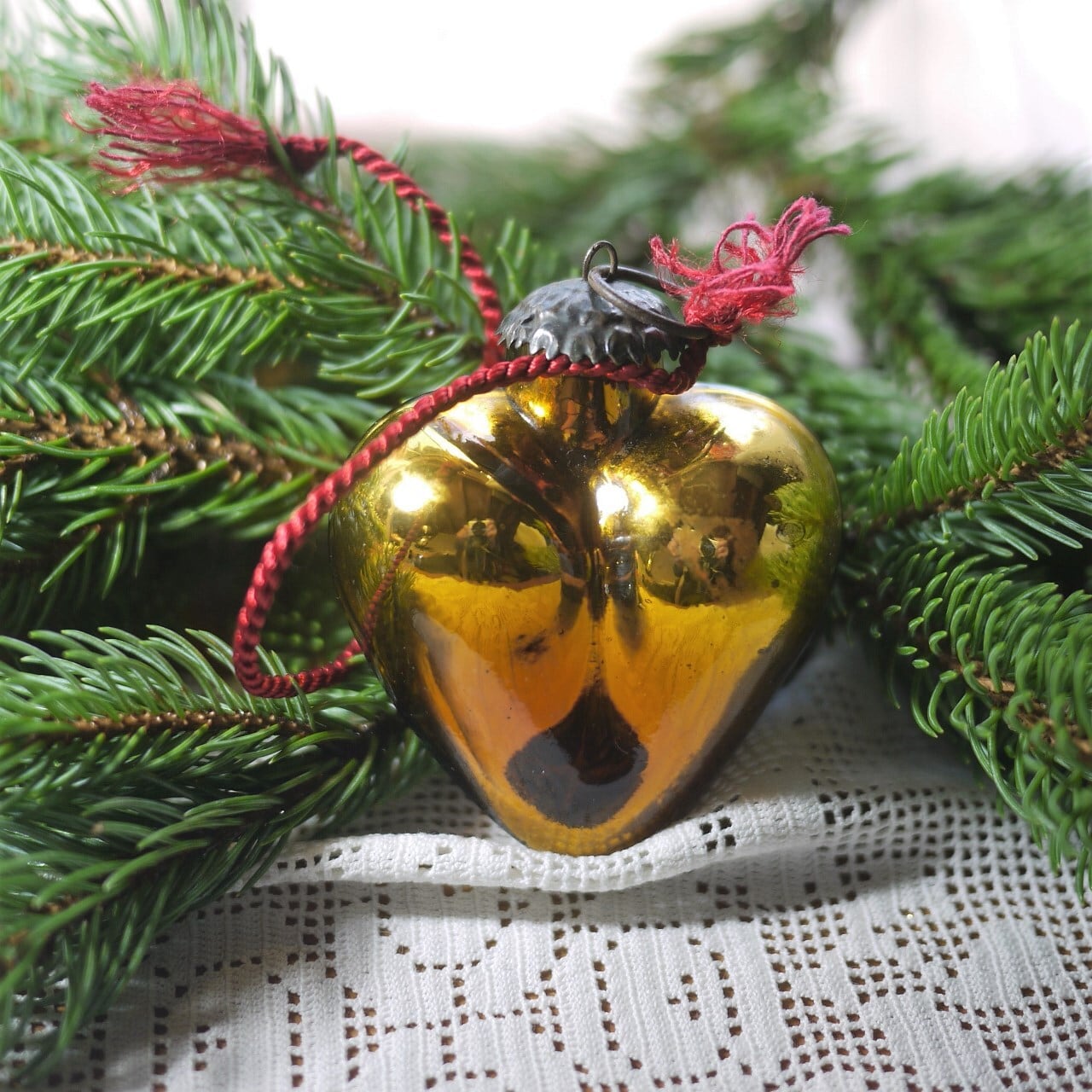 ハート型クリスマスクーゲル アンバーガラス ドイツ | こりすのパン屋