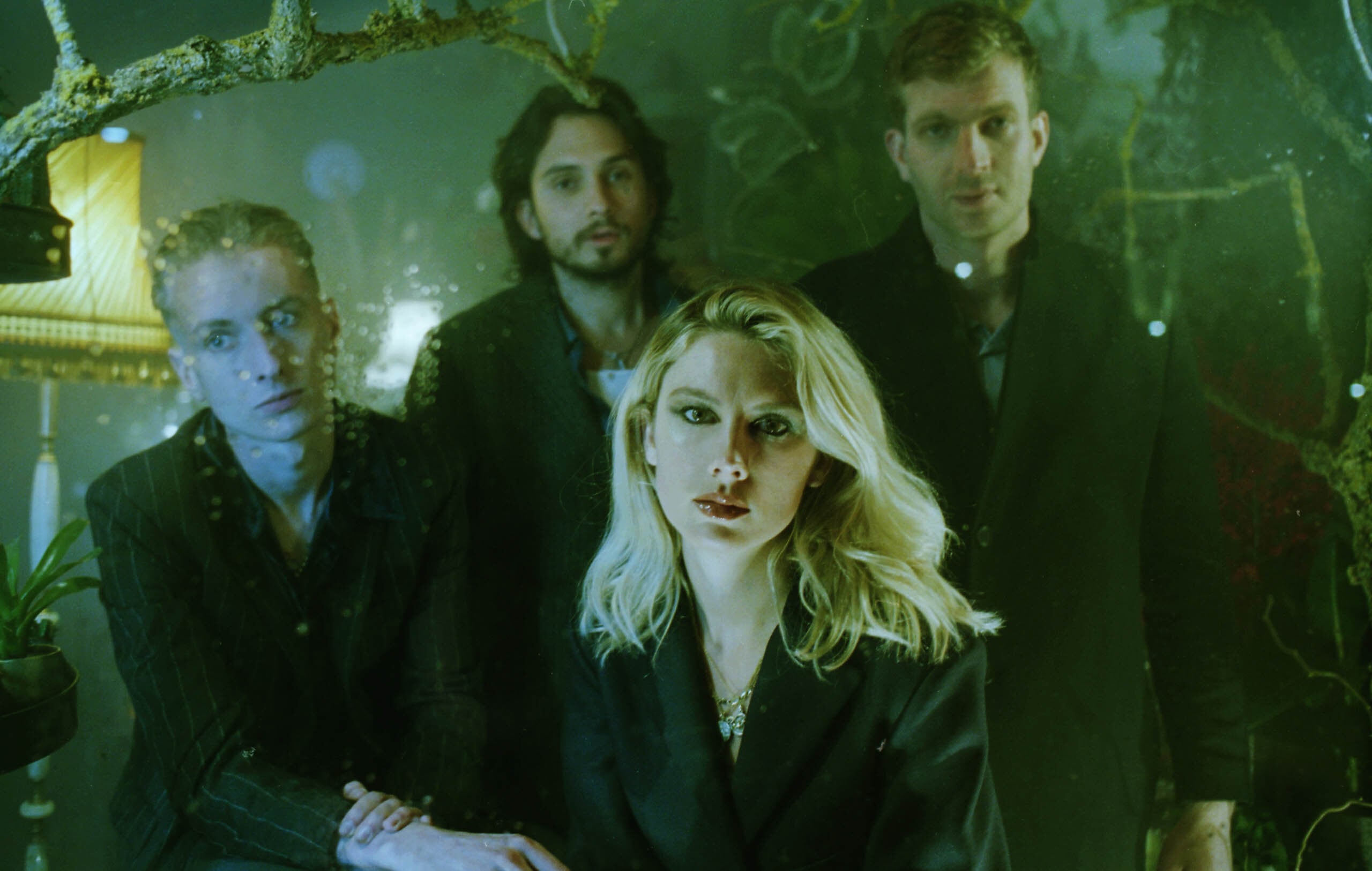 Wolf Alice / Blue Weekend（LP）