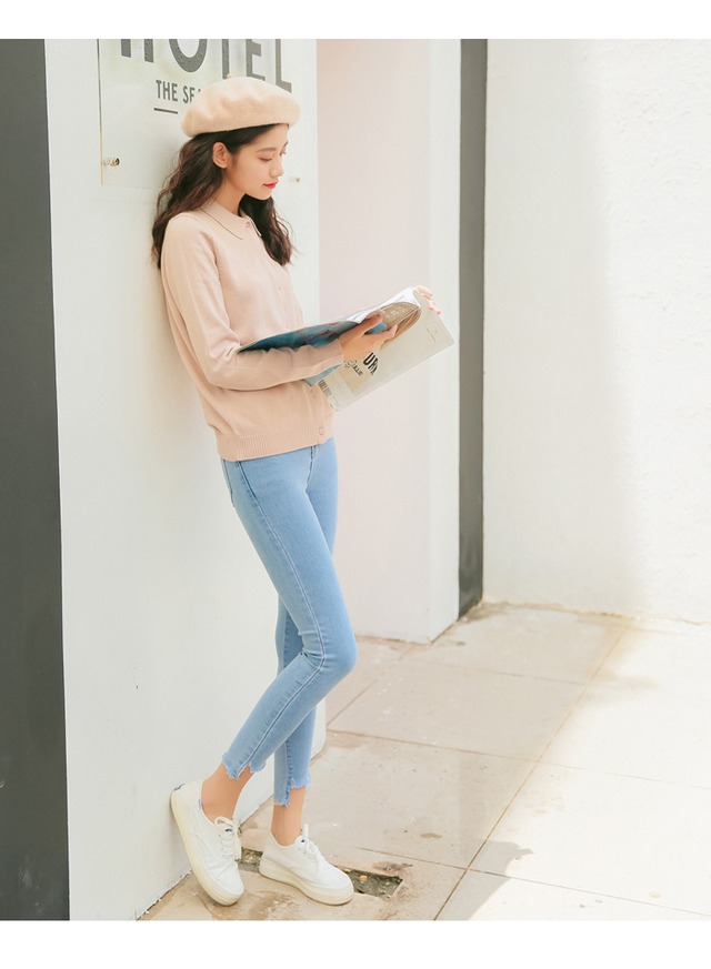 空色のスキニージーンズ