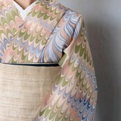 「oribegonomi」ゆらぎ柄×ピーコック柄〜セオアルファ〜浴衣・夏着物・単衣