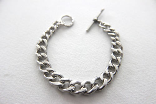 Bold Curb Chain & T-bar Bracelet