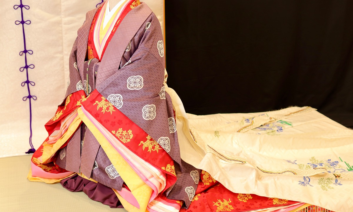 十二単-鏡花(kyoka)- 【平安 装束 かぐや姫】 | 【十二単 東京】十二単 