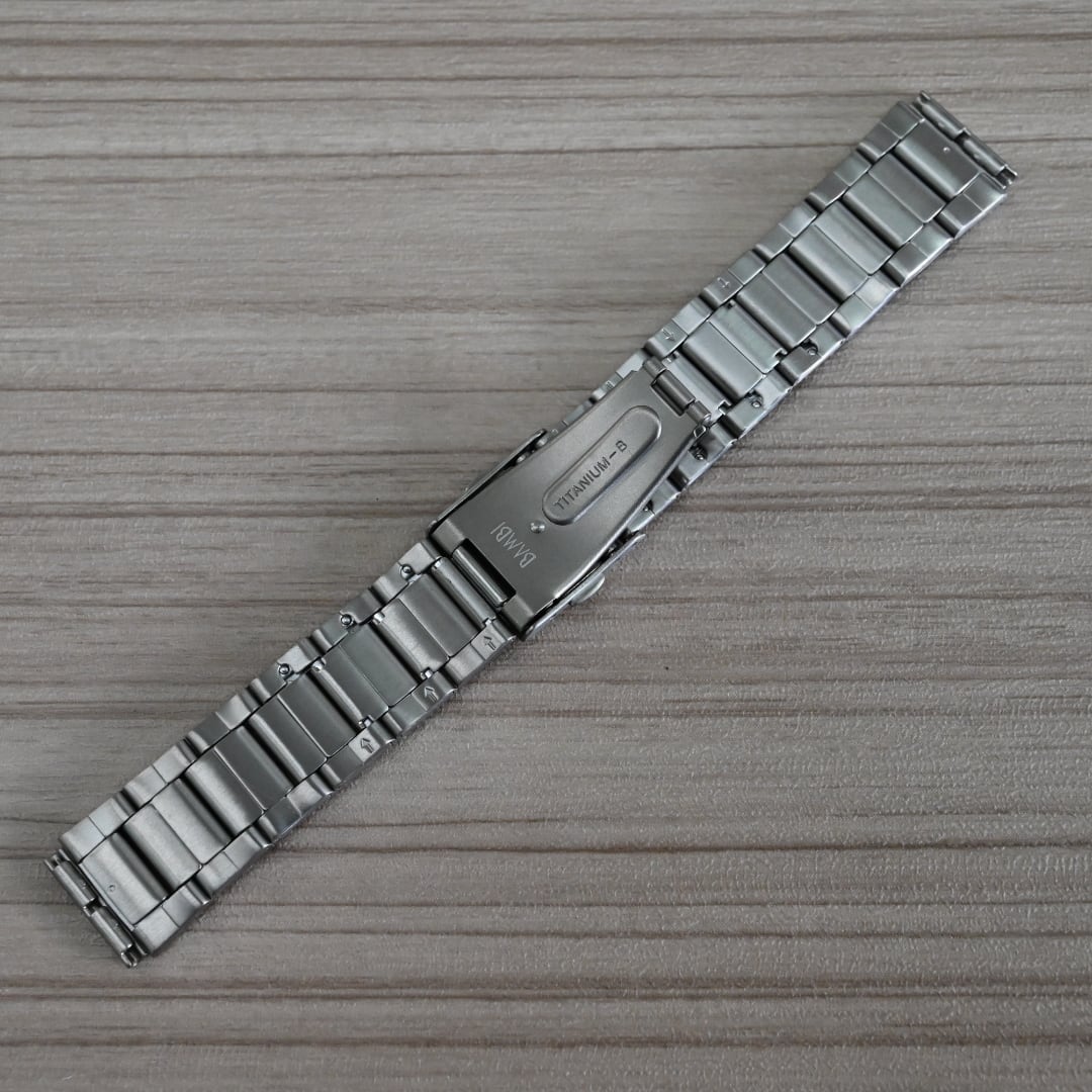 バンビチタンベルト(18mm) - 時計