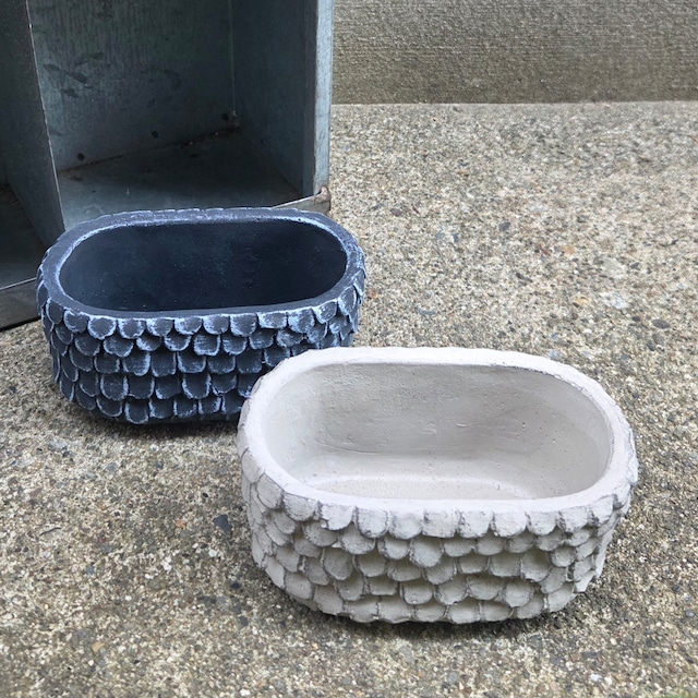 ウロコ柄pot