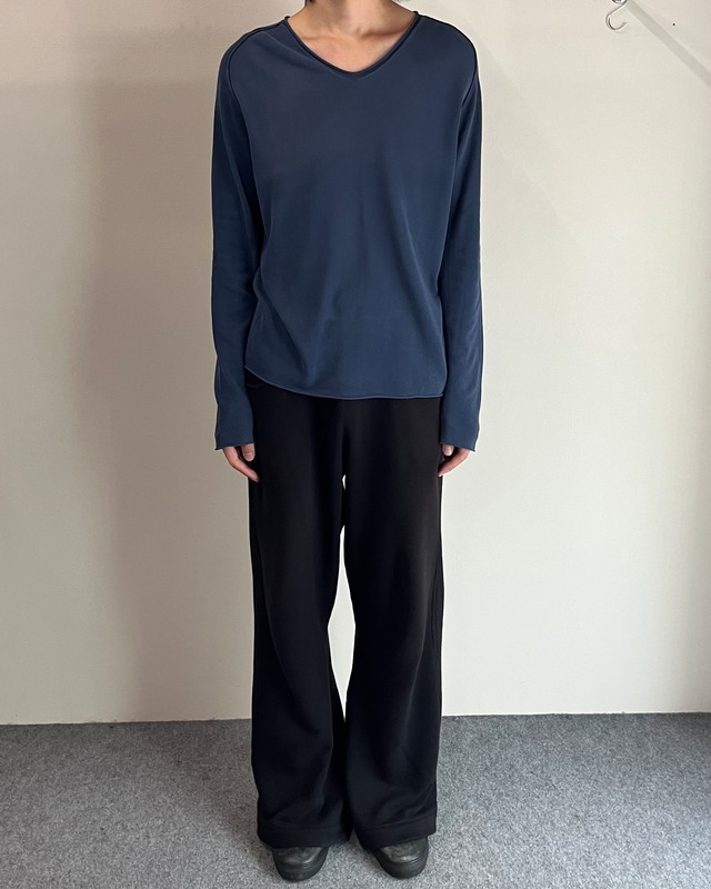 【Cruciani】deep blue round v-neck knit