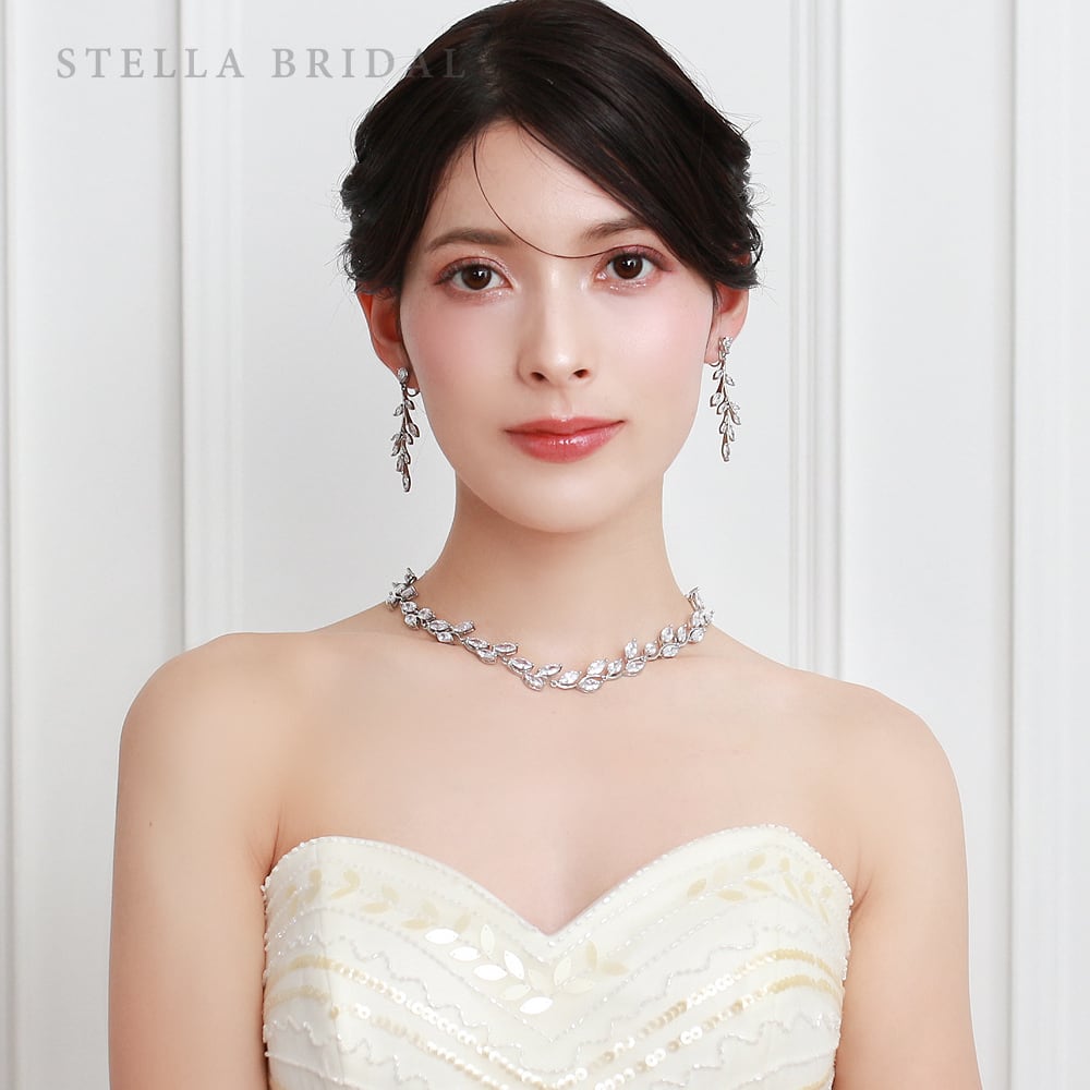 芸能人着用アイテム】キュービックジルコニア ウェディングネックレス