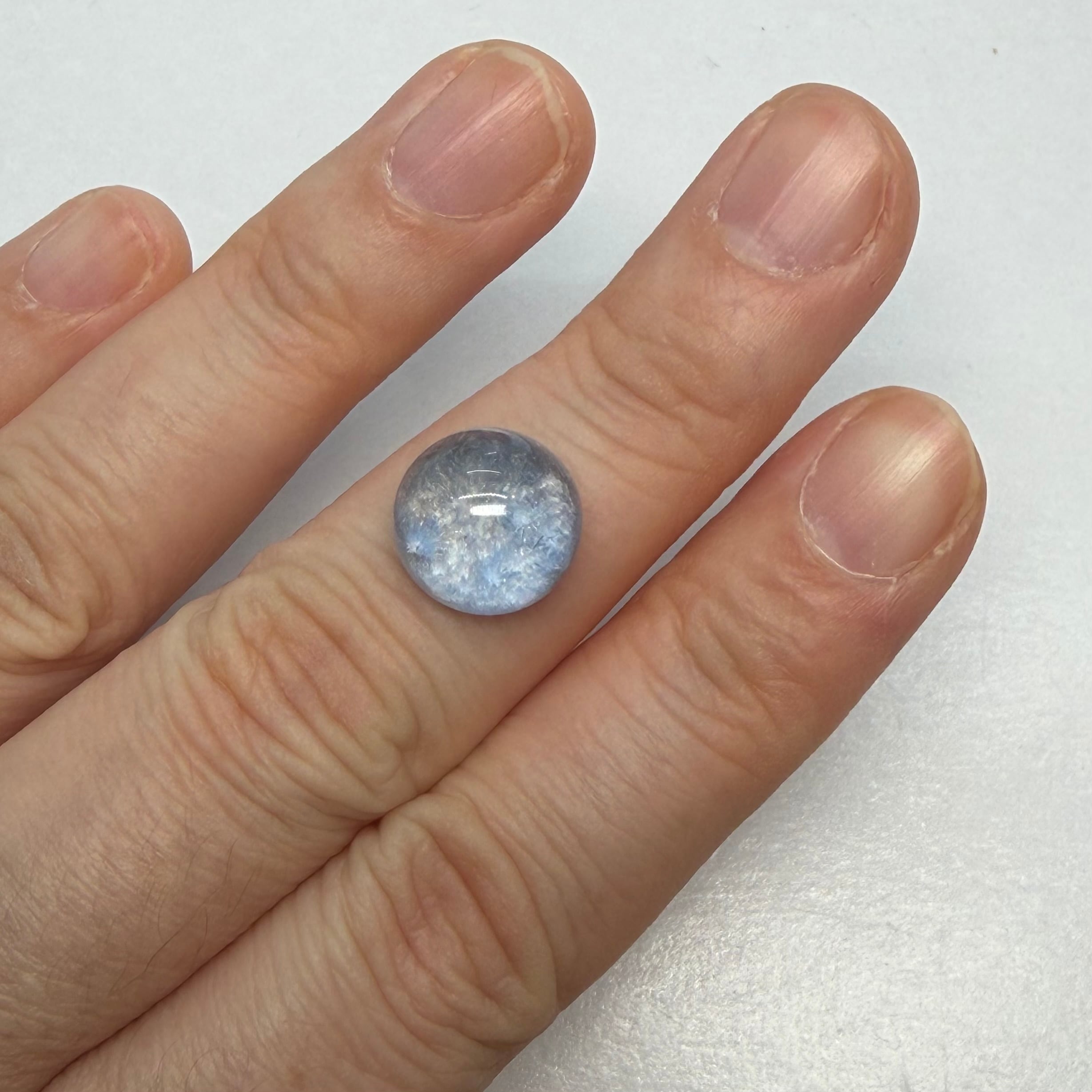 雪の華スノードーム　デュモルチェライトインクオーツ